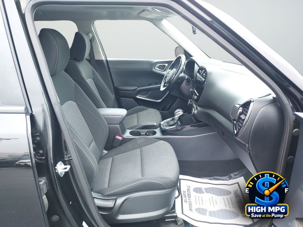 Used 2021 Black Kia EX image 24