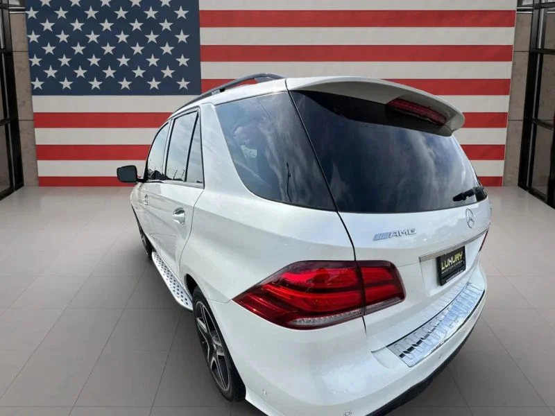 Used 2017 White Mercedes-Benz GLE 43 Sport Utility 4D image 5