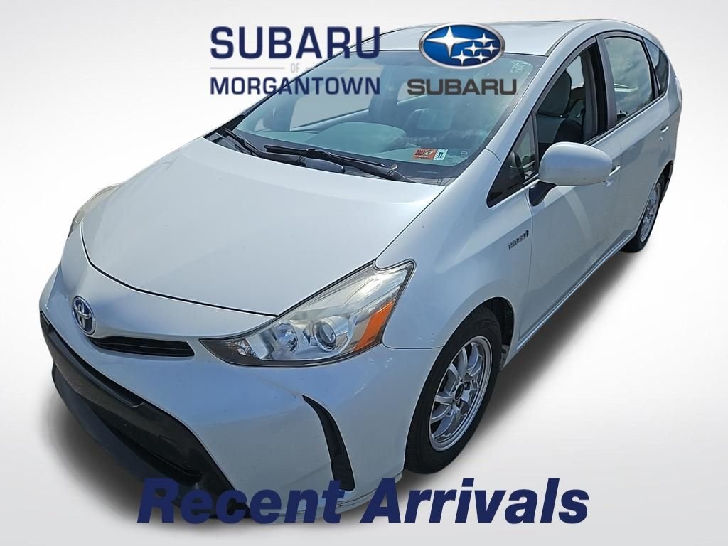 2015 Toyota Prius v Five