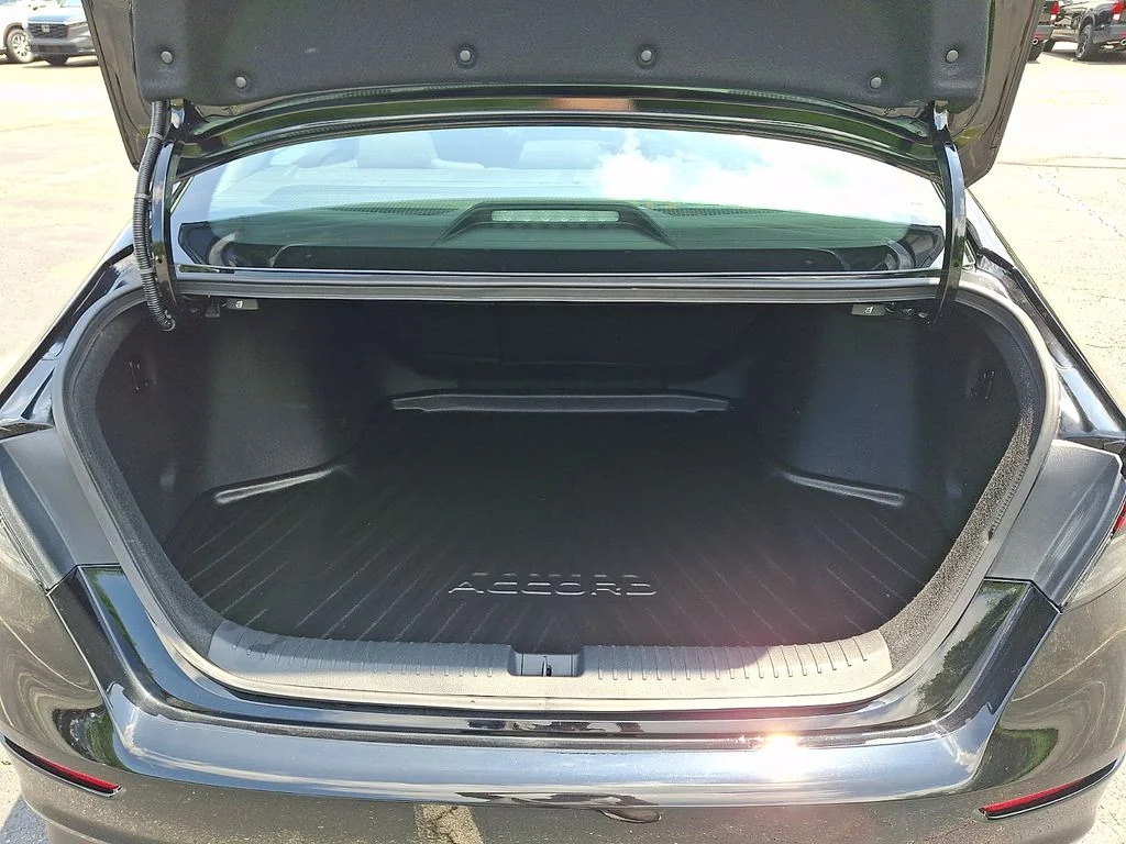 2023 Honda Accord EX - Photo 30