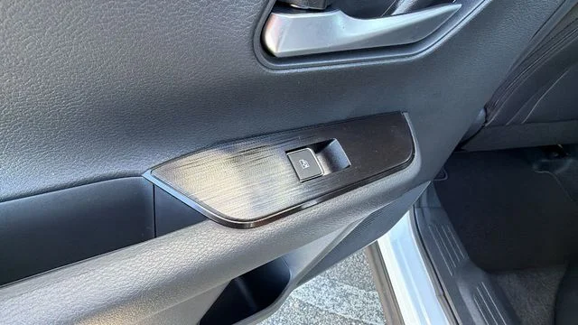 2026 Nissan KICKS SR - Photo 14