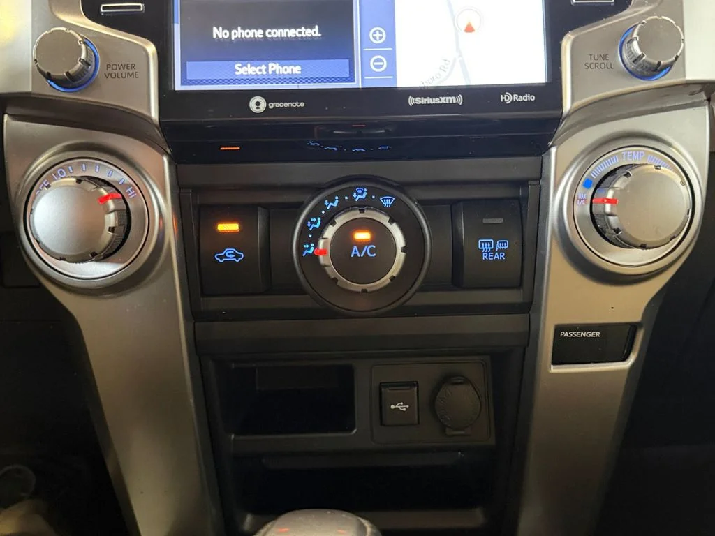 Used 2022 White Toyota SR5 Premium image 21