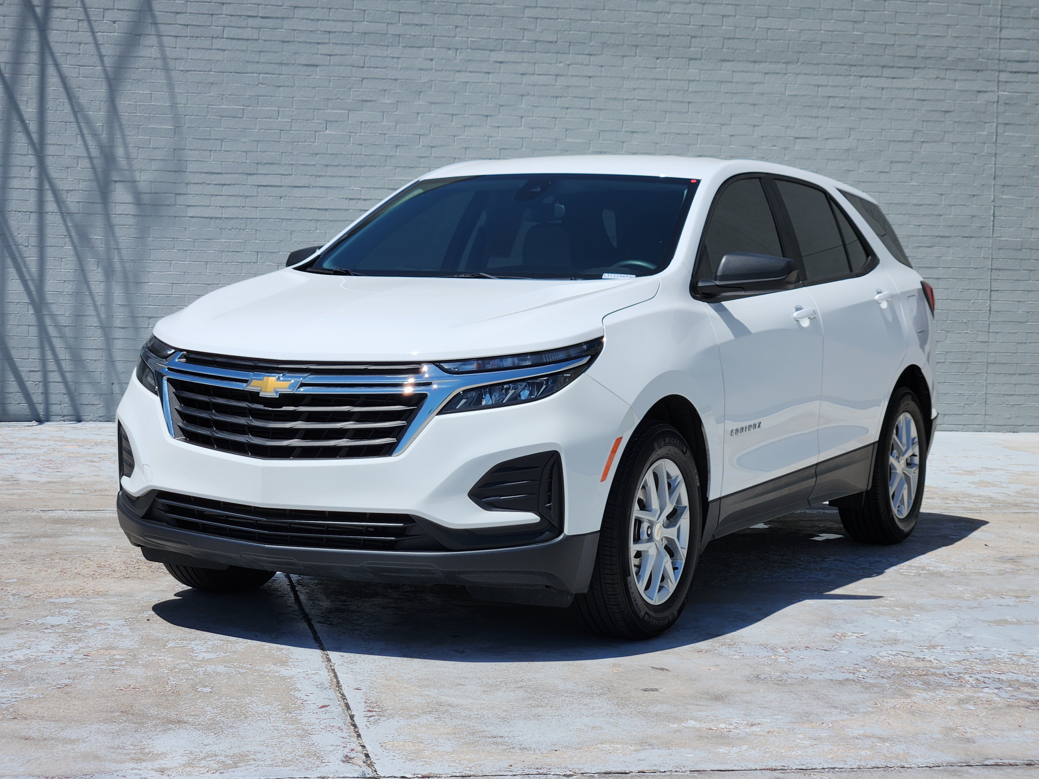 Used 2024 Summit White Chevrolet LS image 4