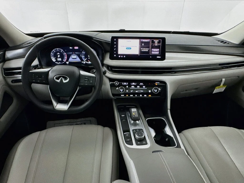 Certified Used 2027 White INFINITI PURE image 30