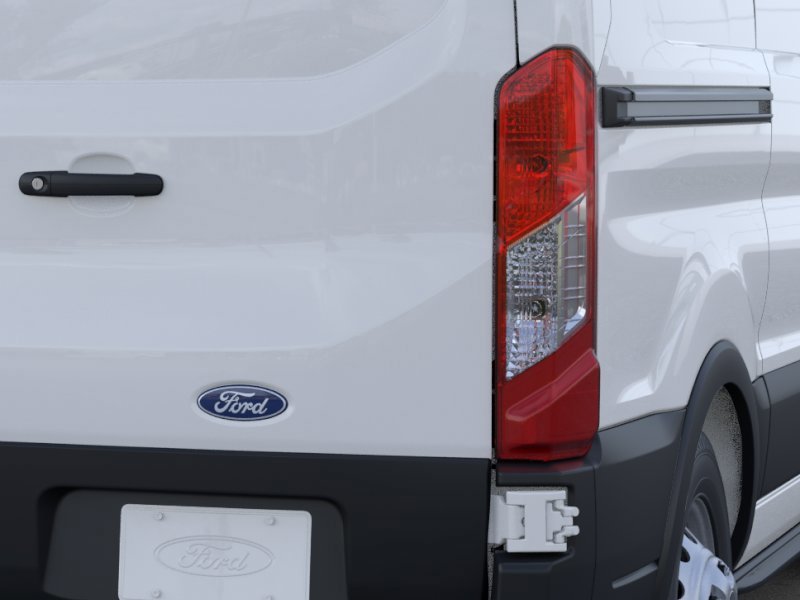 New 2026 Oxford White Ford  image 21