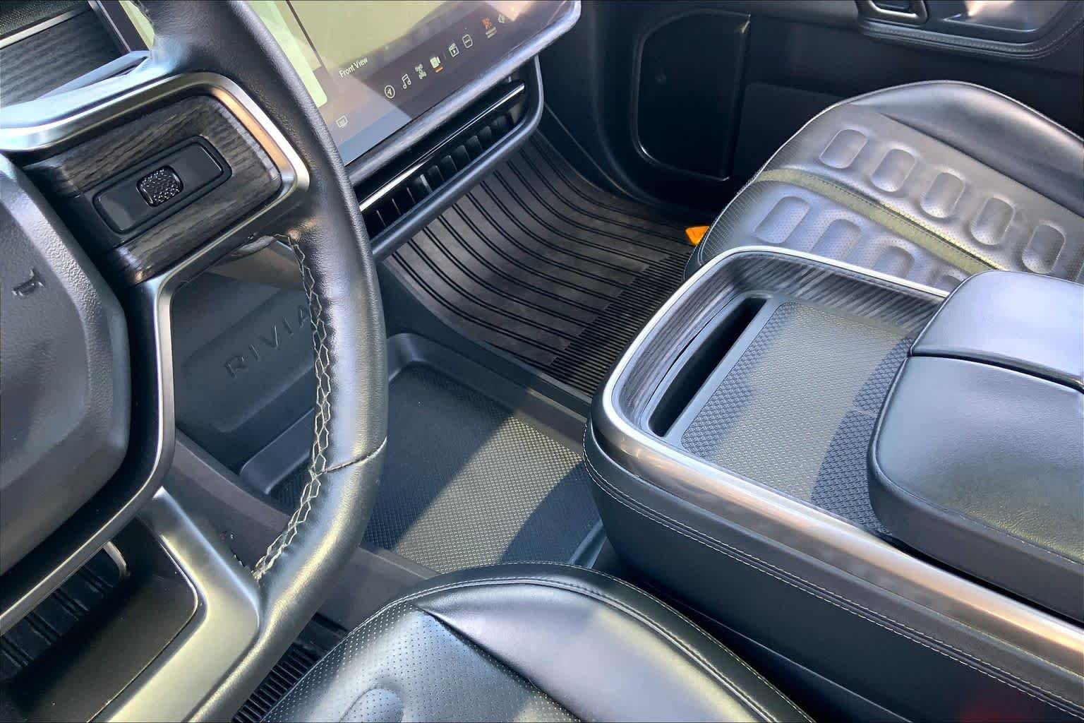 Used 2023 Limestone Rivian Adventure image 15