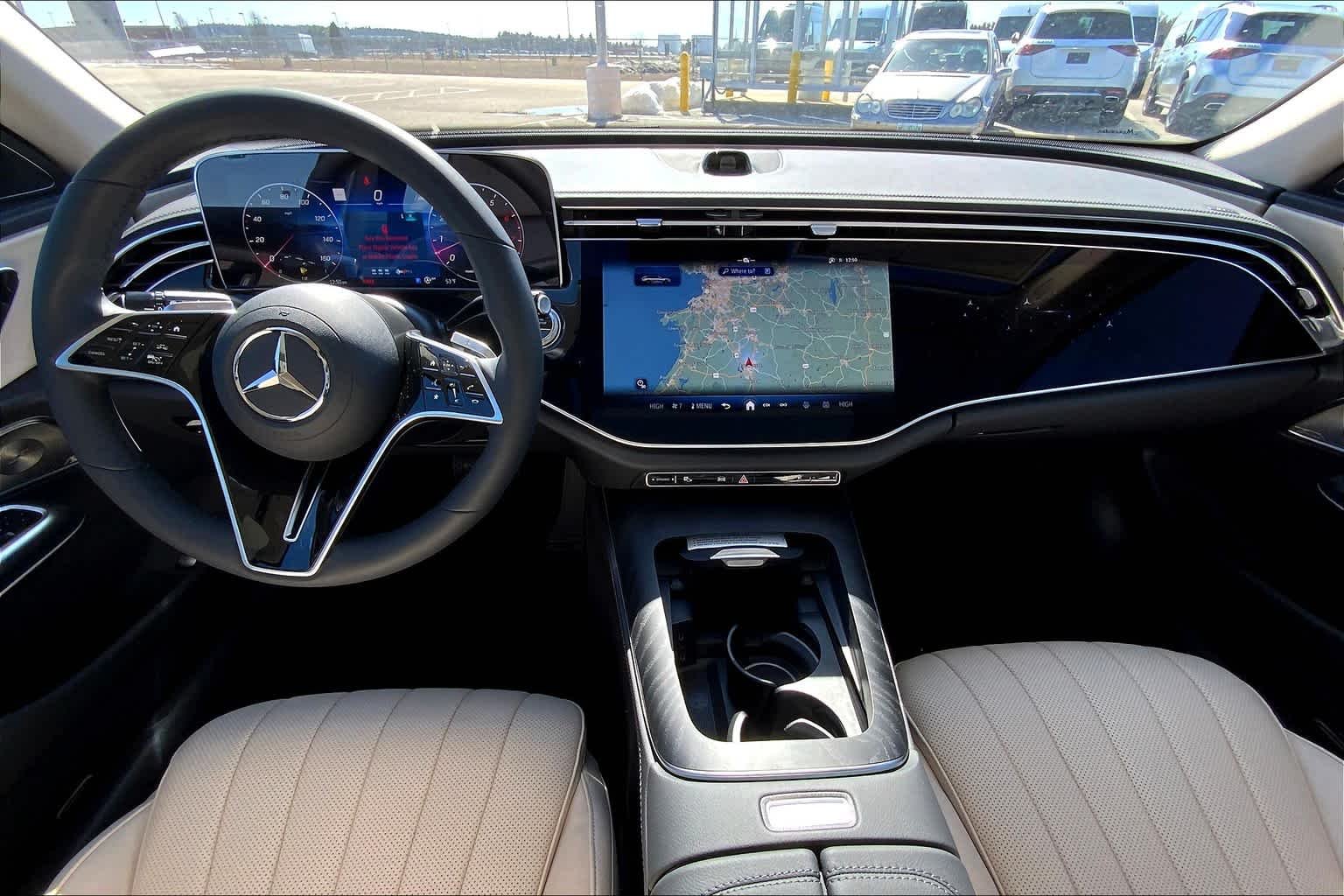 Used 2025 MANUFAKTUR Moonlight White Metallic Mercedes-Benz E 450 image 8