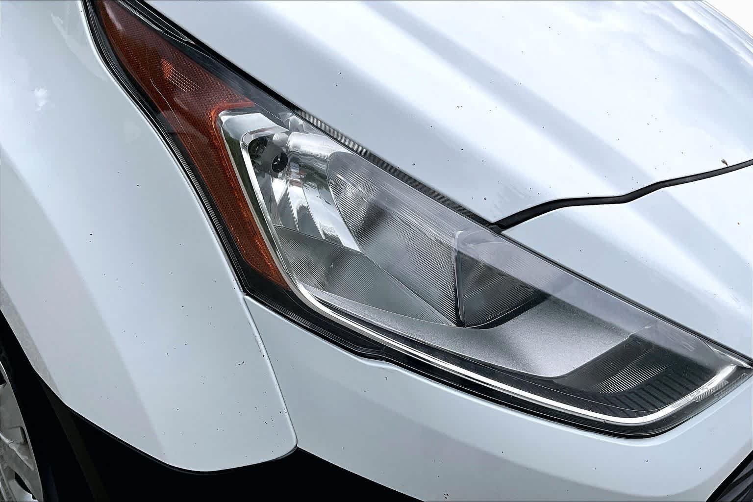 Used 2019 Frozen White Ford XL image 27