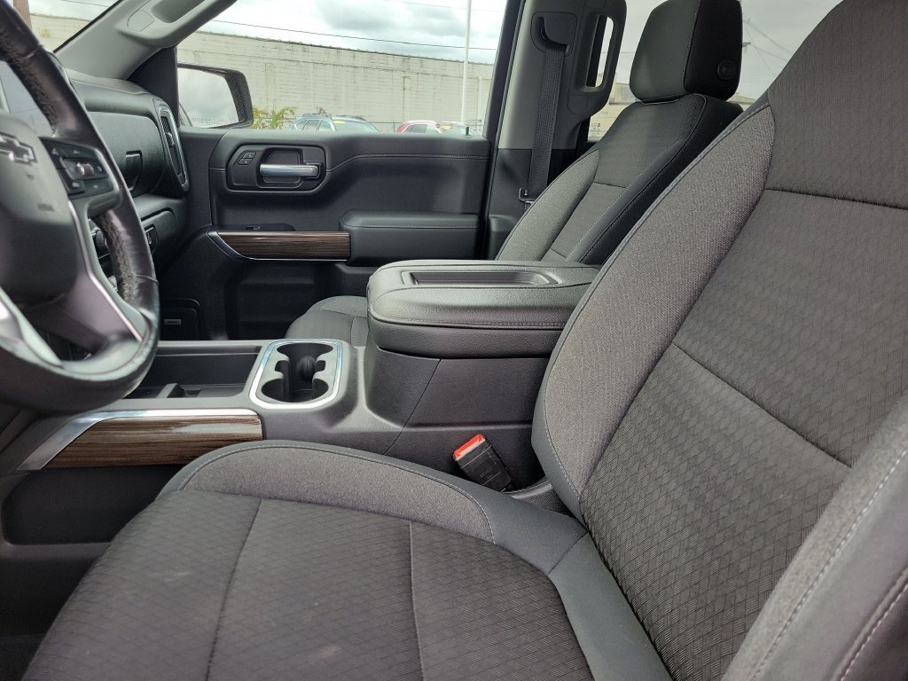 Used 2019 CAJUN RED TINTCOAT Chevrolet RST image 20