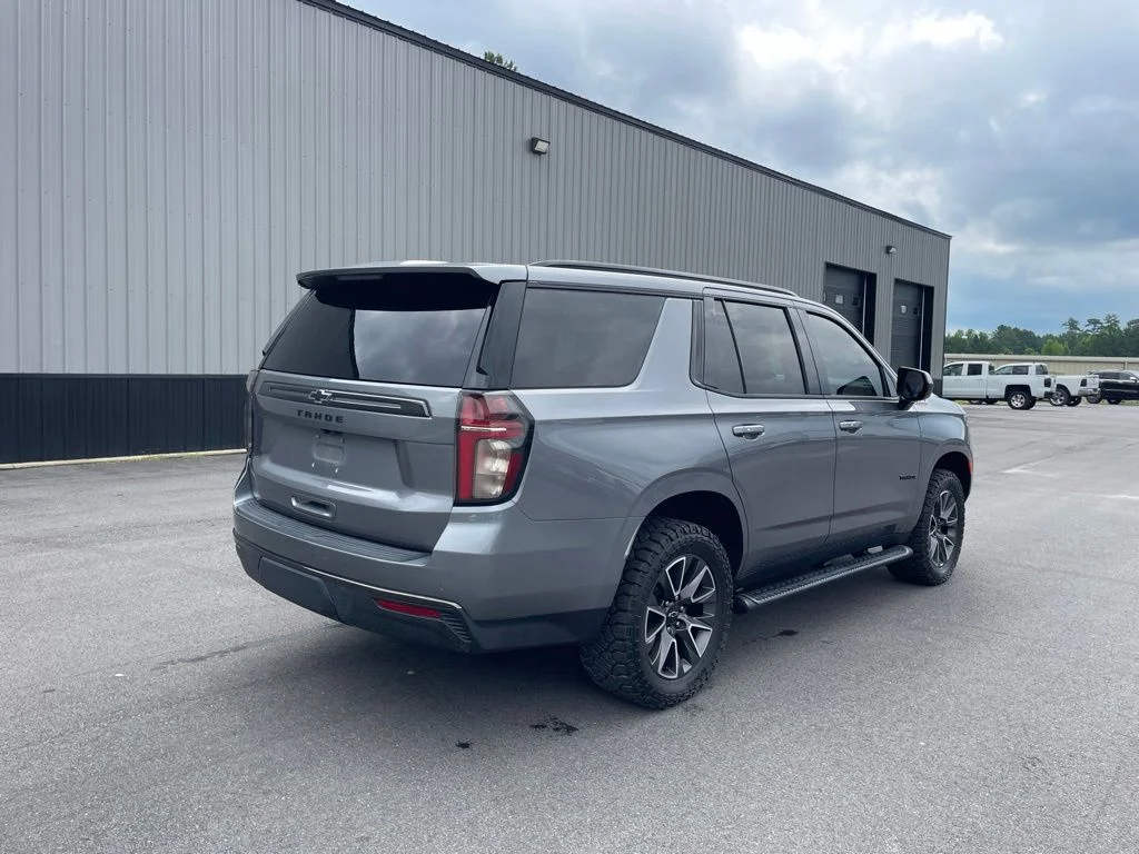 Used 2021 Gray Chevrolet Z71 image 7