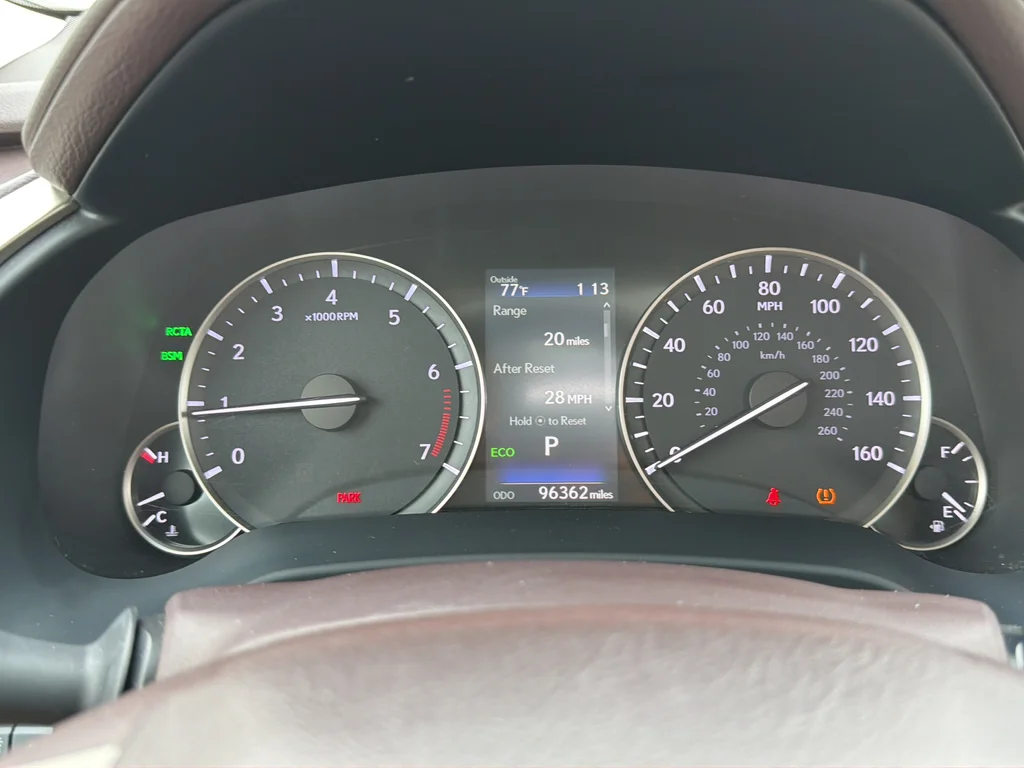 Used 2016 Blue Lexus 350 image 23