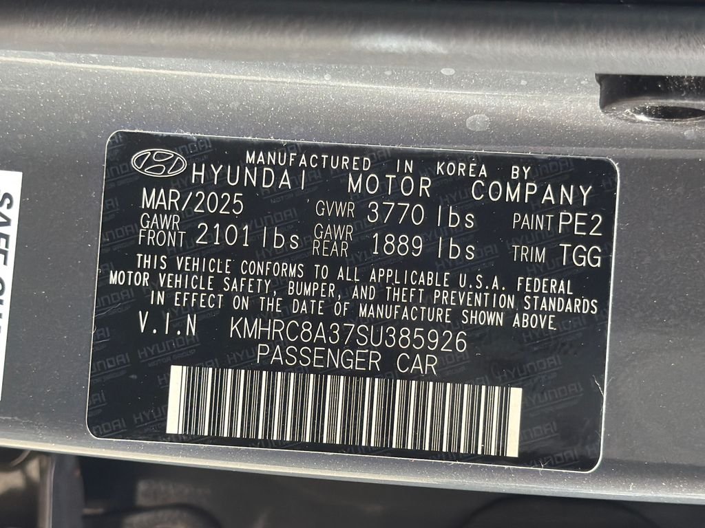 Used 2025 Gray Hyundai SEL image 29