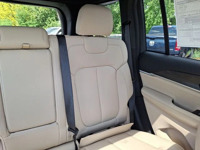 New 2025 Silver Jeep Limited image 14