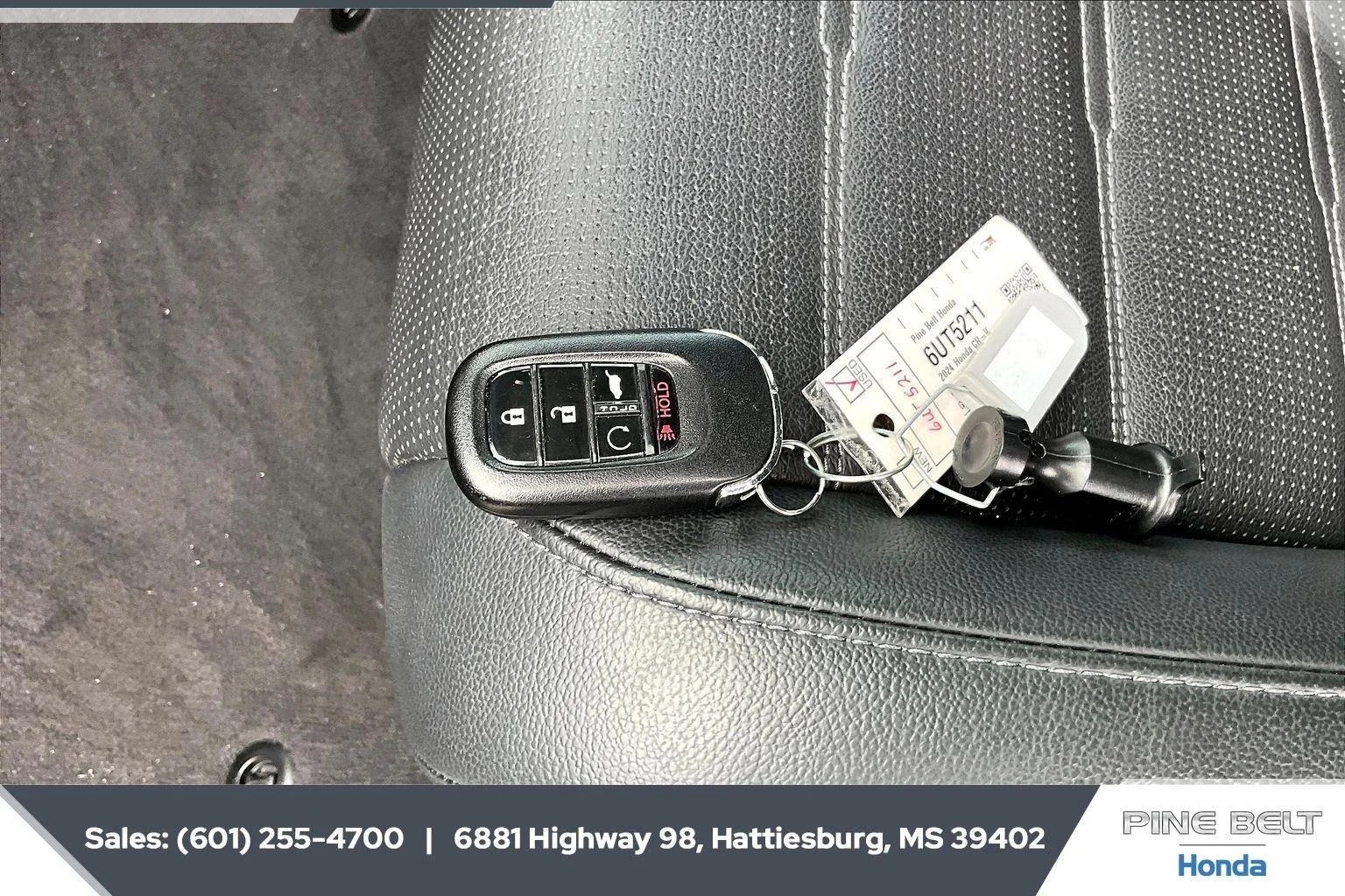 Used 2024 Urban Gray Pearl Honda EX-L image 9