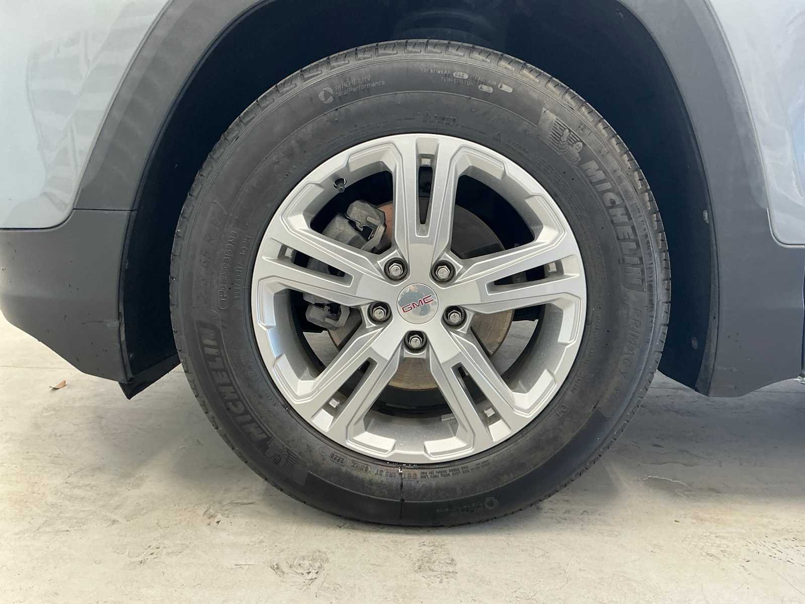 Used 2020 Satin Steel Metallic GMC SLE image 9