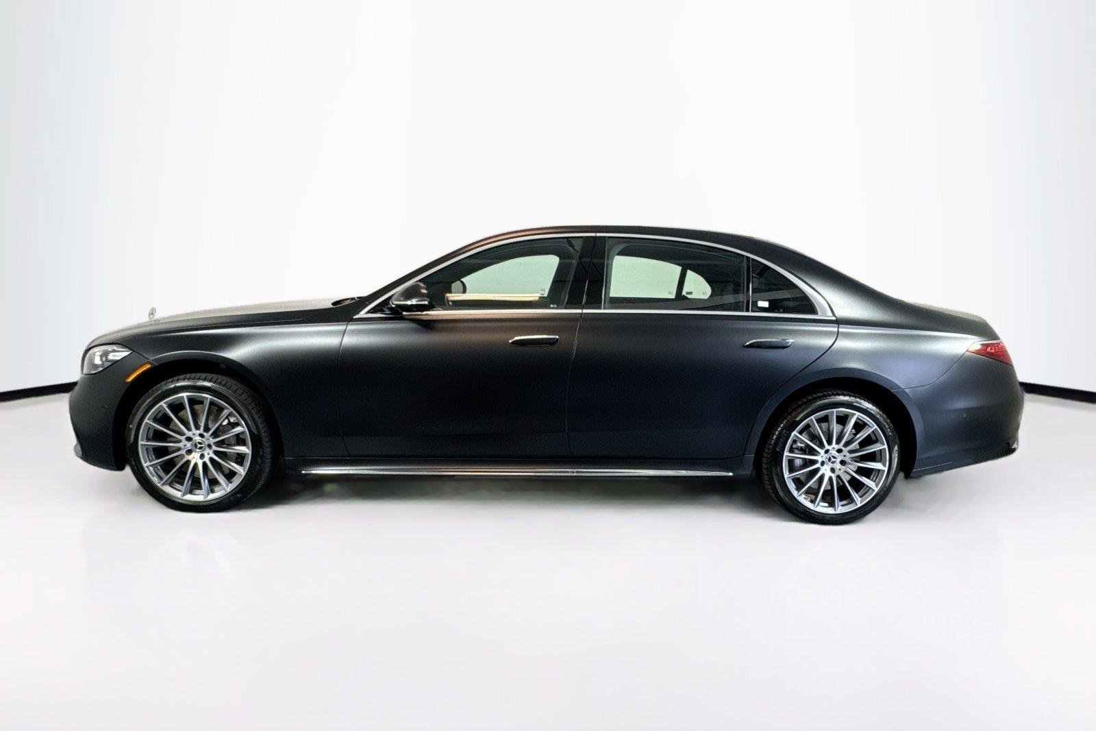 New 2026 Manufaktur Night Black Magno Mercedes-Benz S 580 image 8