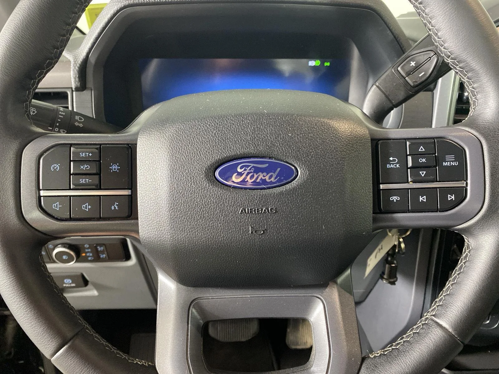 Used 2025 Agate Black Ford XLT image 16