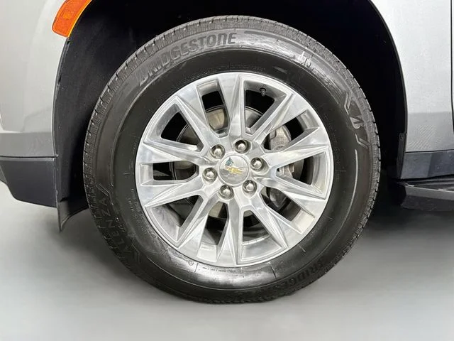 Used 2024 Gray Chevrolet Premier image 34
