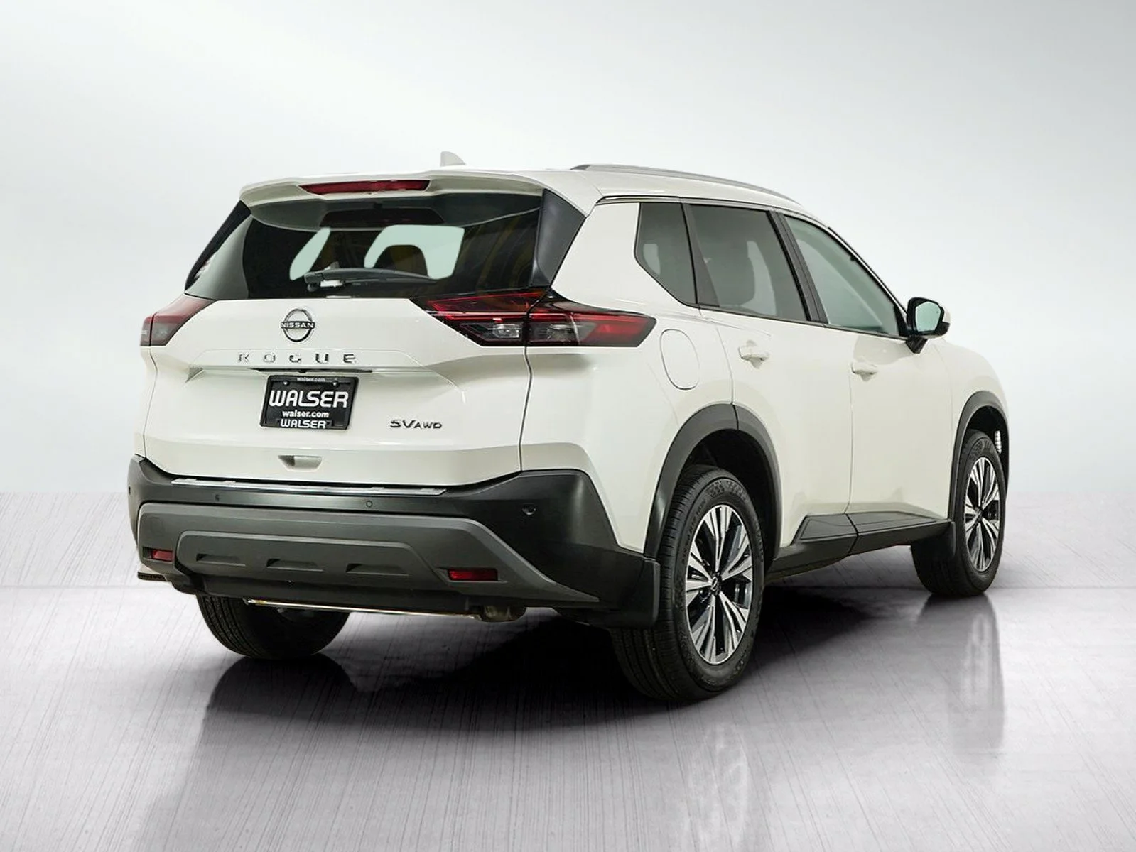 Used 2023 Pearl White Tricoat Nissan SV image 5
