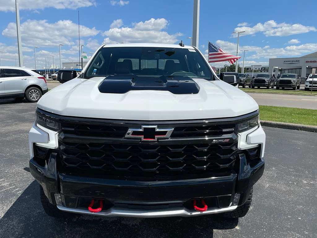 Used 2022 Summit White Chevrolet ZR2 image 32
