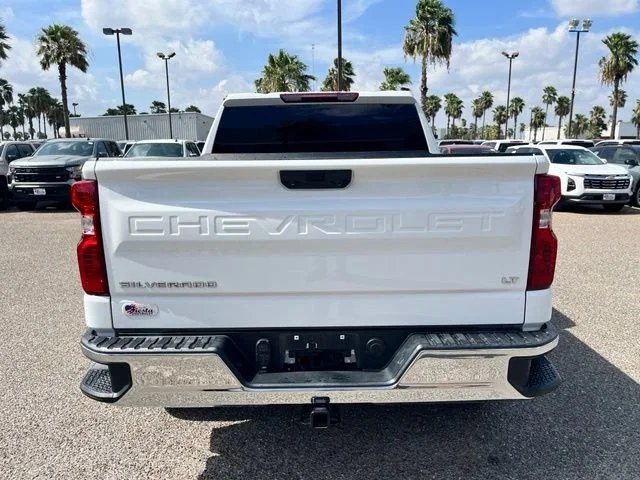 Used 2023 SUMMIT WHITE Chevrolet LT image 6