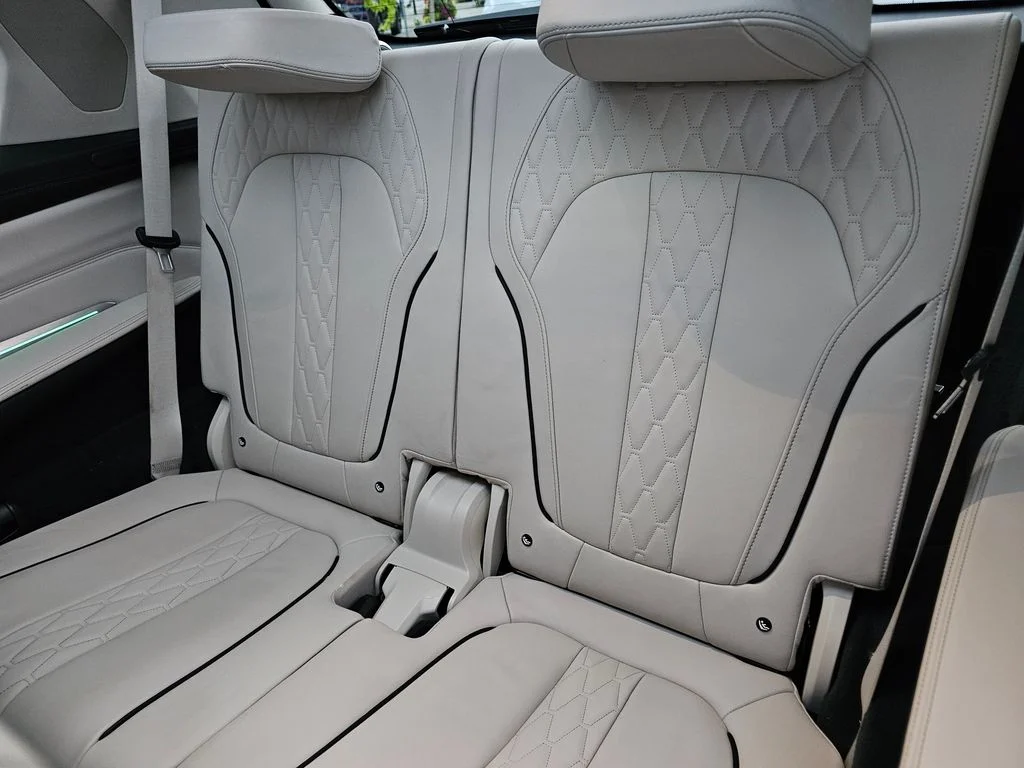 2020 BMW X7 40i - Photo 21