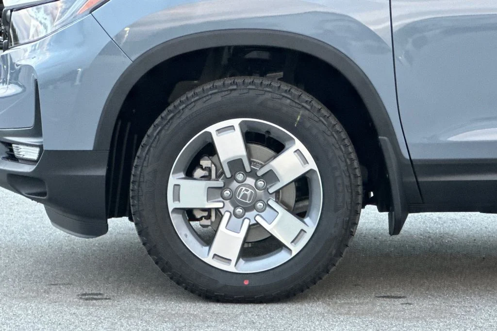 New 2026 Sonic Gray Pearl Honda RTL image 32