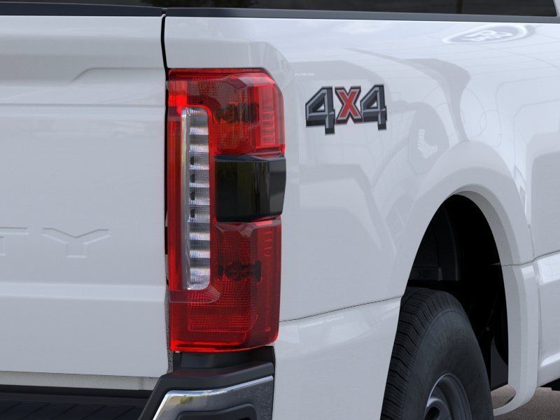 New 2026 Oxford White Ford F-250® XL image 21