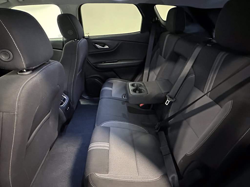 Used 2025 Gray Chevrolet LT image 17