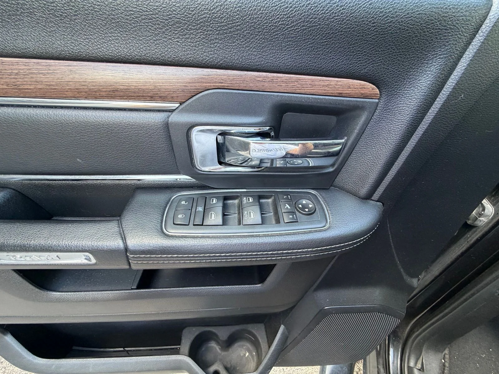 Used 2016 Black Ram Laramie image 8