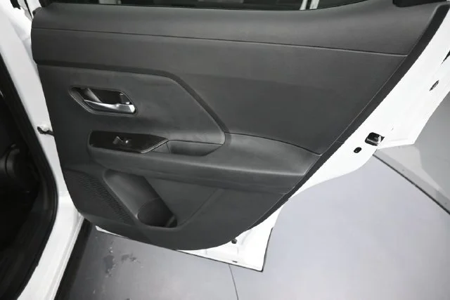 2027 Nissan KICKS SV - Photo 12