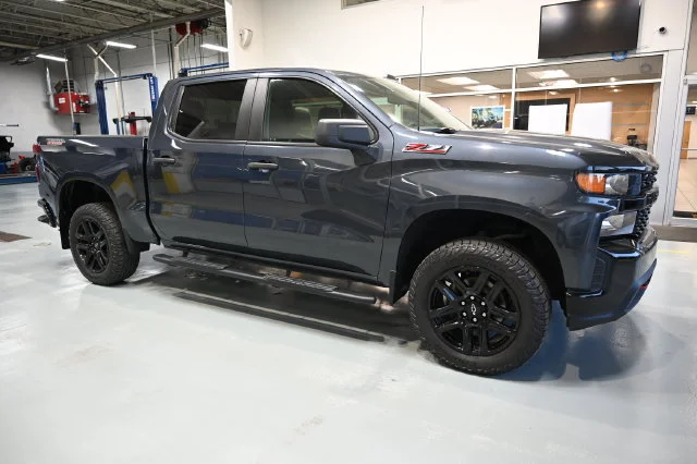 Used 2022 SHADOW GRAY METALLIC Chevrolet Custom Trail Boss image 4