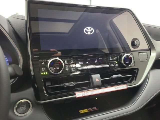 New 2026 Heavy Metal Toyota Platinum image 26