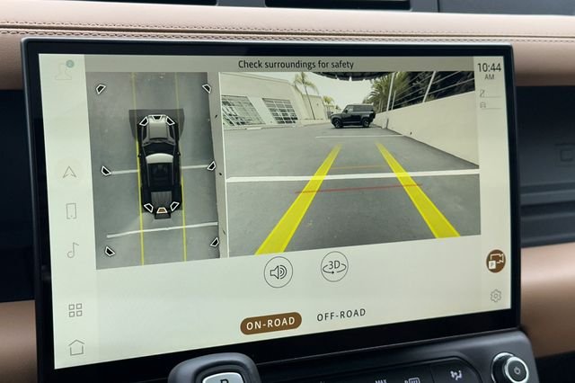 New 2026 Santorini Black Land Rover S image 18