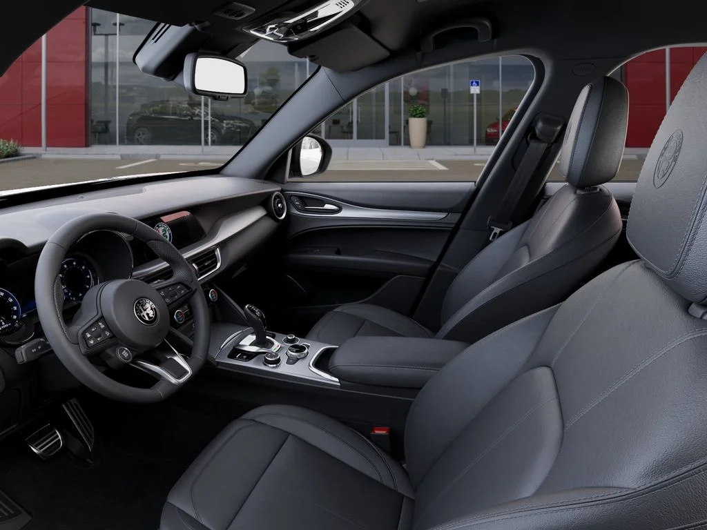 New 2026 Vulcano Black Metallic Exterior Paint Alfa Romeo Base image 23