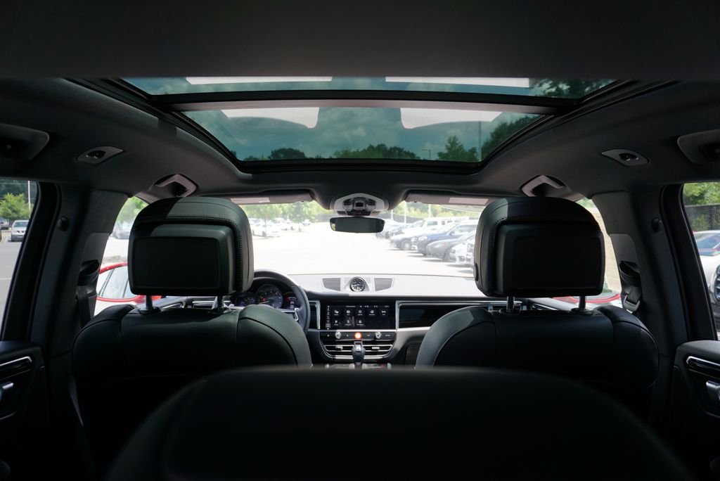 2025 Porsche Macan Base - Photo 21