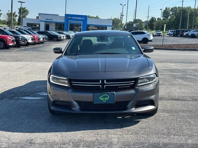 Used 2015 Gray Dodge SE image 8
