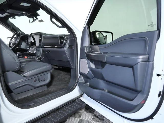 Used 2023 White Ford XLT image 11