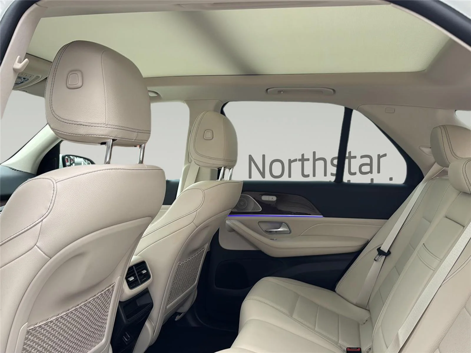 Used 2023 Polar White Mercedes-Benz GLE 450 image 28