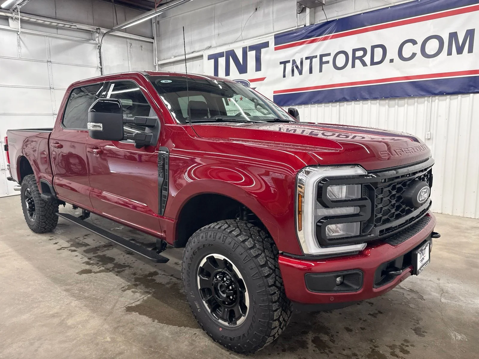New 2027 Ruby Red Metallic Tinted Clearcoat Ford F-250® Lariat® image 2