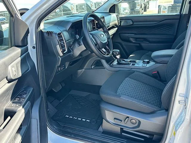 New 2026 Avalanche Ford XLT image 36