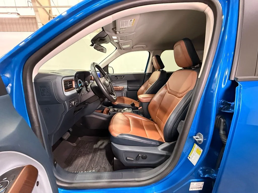 Used 2022 Blue Ford Lariat image 15