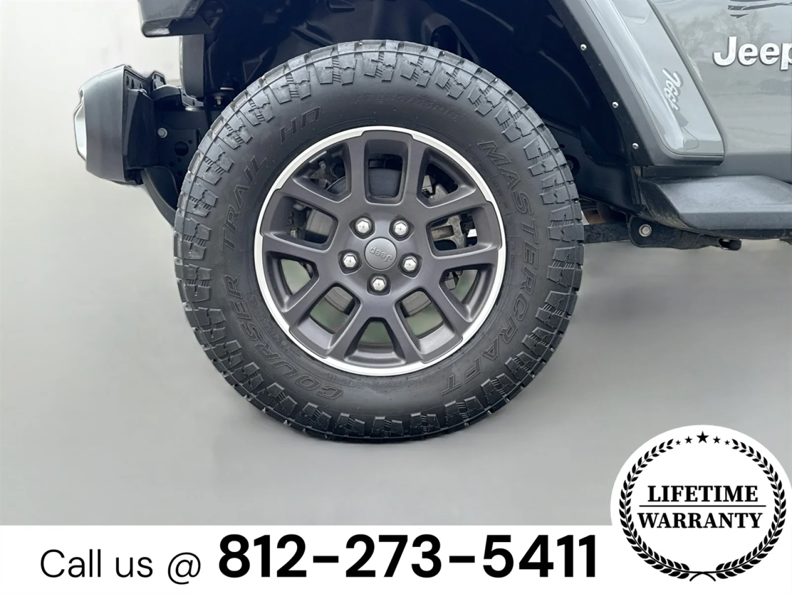 Used 2021 GRAY Jeep Overland image 31