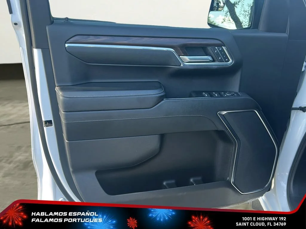 Certified Used 2024 Summit White GMC SLT image 10