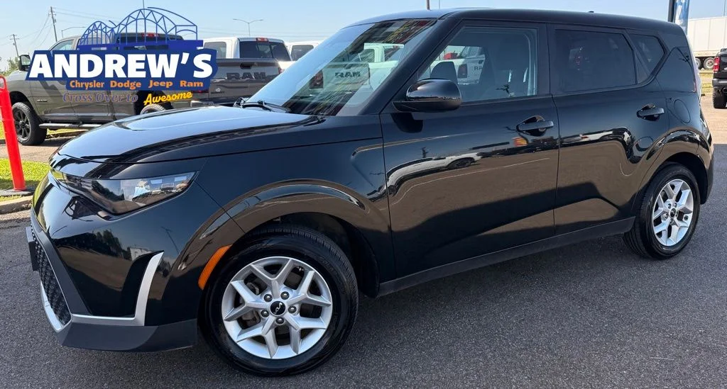 2024 Kia Soul 2.0L LX IVT's photo