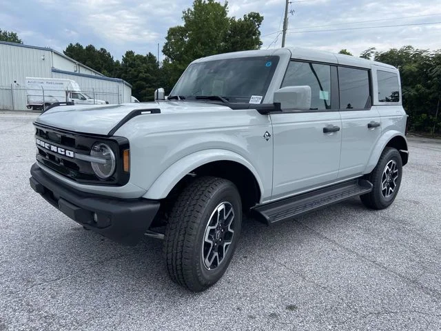 New 2026 White Ford Outer Banks image 6