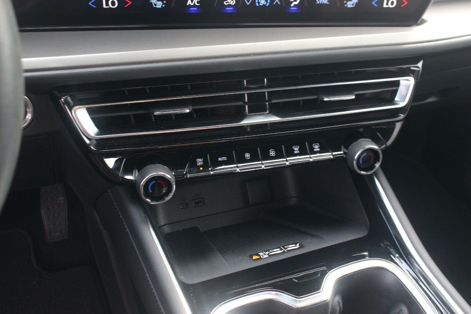 Used 2026 Sterling Gray Metallic Chevrolet LT image 32
