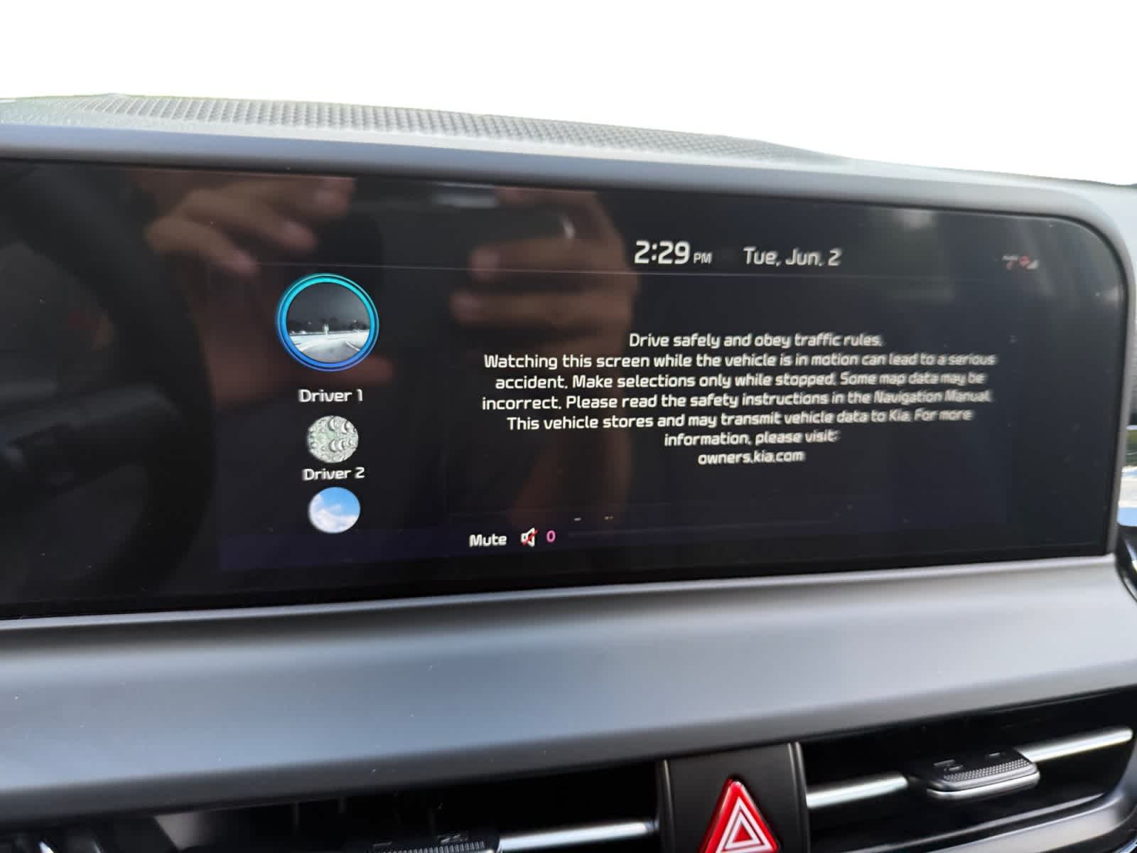 New 2026 Pluton Blue/Black Roof Kia S image 15