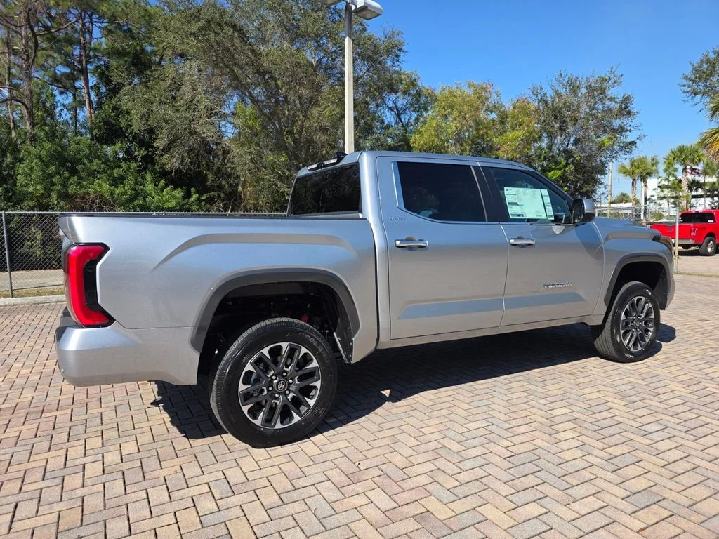 2026 Toyota Tundra Limited - Photo 11