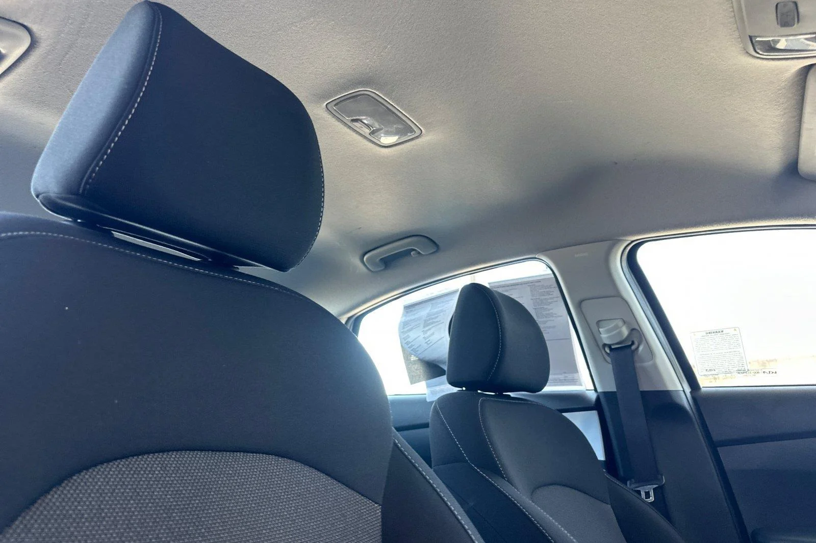 Used 2023 Snow White Pearl Kia LXS image 16